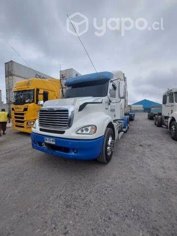 Tracto camion freightlinder 2014