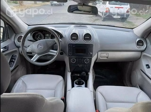 Mercedes benz ml 2010
