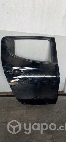 Puerta trasera izquierda mitsubishi l200