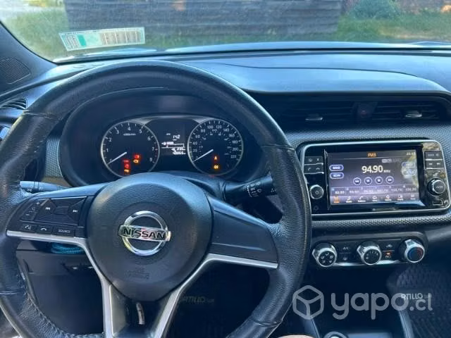 Nissan kicks advence 2019
