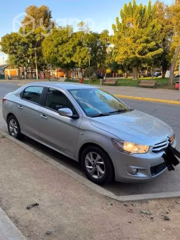 Vendo Citroen E-lysee 2017 Impecable Estado - Imagen 2