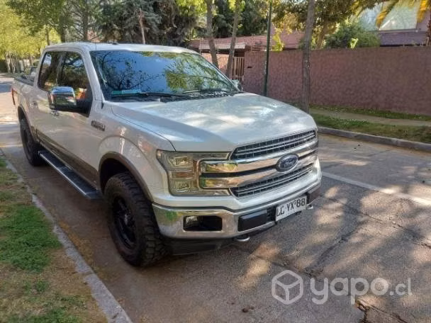 Ford f150 Lariat Luxury 2019 5.0