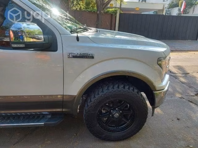 Ford f150 Lariat Luxury 2019 5.0