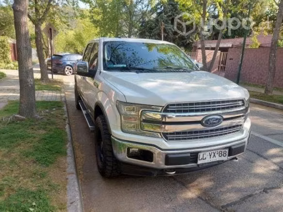 Ford f150 Lariat Luxury 2019 5.0