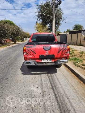 Se vende Mitsubishi l200 - Imagen 4