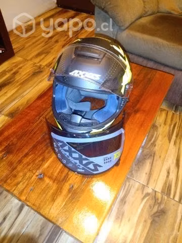 Casco y chaqueta