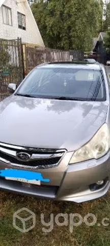 Auto Subaru Legacy 2010
