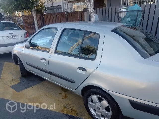 Full Renault clio