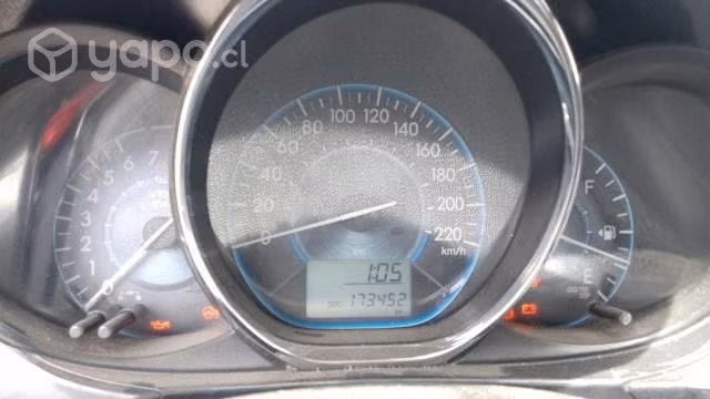Vendo Yaris XLI 1.5