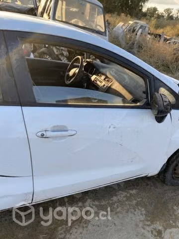 Puerta copiloto kia rio 5