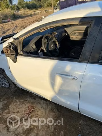 Puerta chofer kia rio 2013