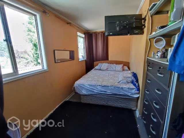 Casa de dos niveles idénticos