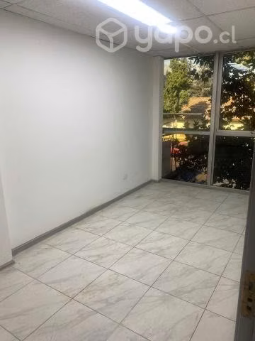 Oficinas comerciales a pasos del Metro Pte Alto