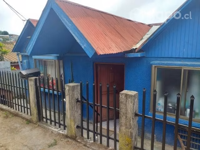 Vendo casa en lota alto