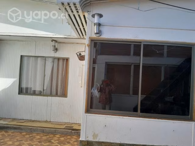 Se arrienda casa 5D/2B IQUIQUE