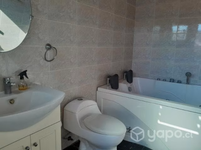 Se arrienda casa 5D/2B IQUIQUE