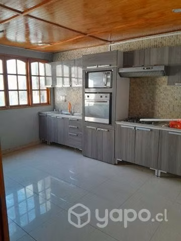Se arrienda casa 5D/2B IQUIQUE