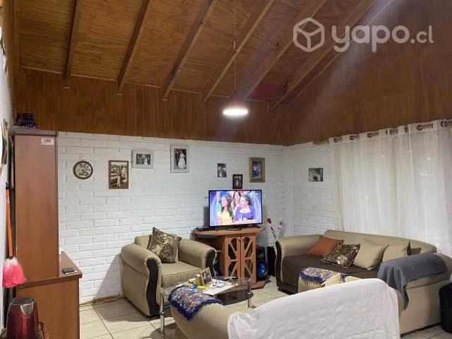 Casa con amplio terreno de 1400 m2 camino a Cato - Imagen 2