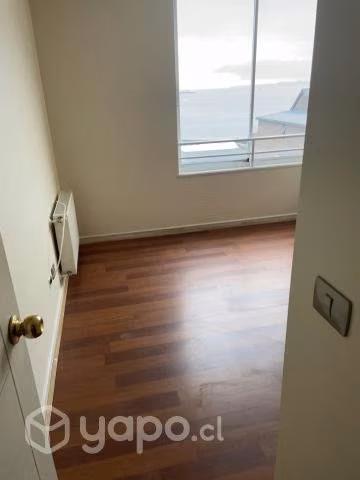 Se vende centrico departamento con vista al mar