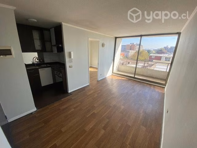 Arriendo departamento en Av. España
