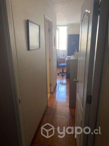 Acogedora habitación con baño privado a pasos de m - Imagen 5