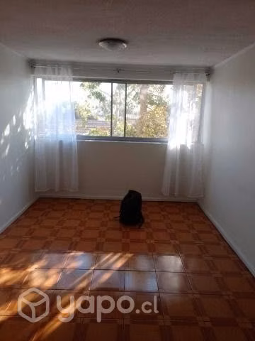 Departamento en Av. macul conectividad con metros