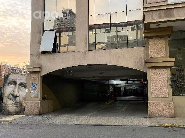 En venta 2 estacionamientos (tandem)