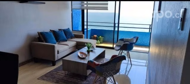 Arriendo amoblado frente al mar