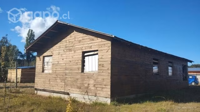 Terreno con edificación