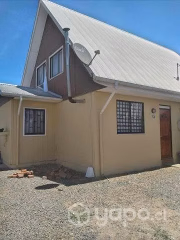 Se vende casa en Villa los Castaños V