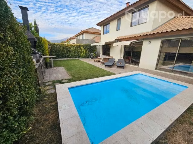 Casa condominio Las Calandrias