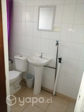 Arriendo pequeño departamento interior 2do piso