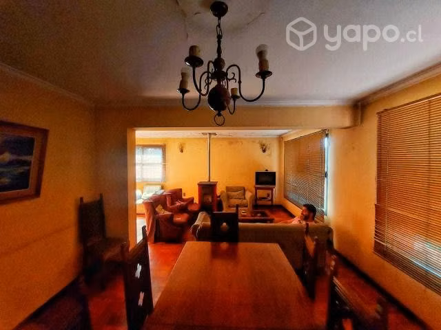 Casa con giro comercial y habitacional