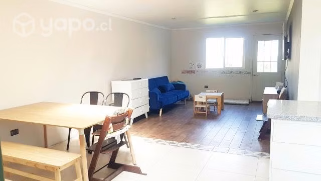 Casa en arriendo santa elena de chicureo