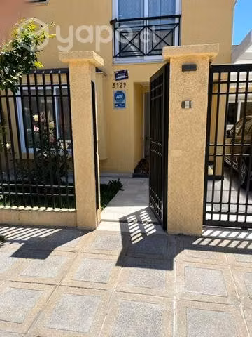 Hermosa casa recién remodelada Maipú