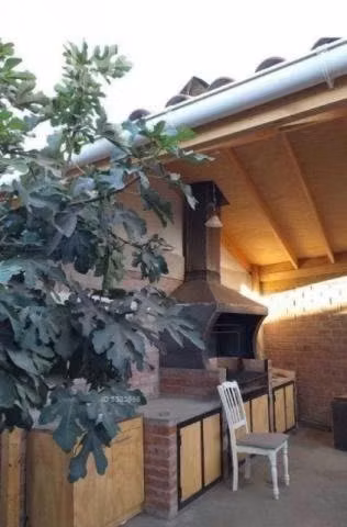 Vendo casa grande