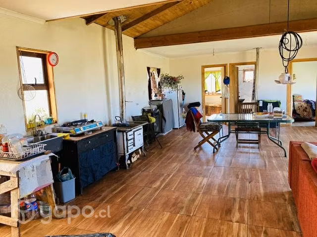 Vende parcela 1 ha, 2 casas, lautaro