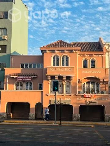 Arriendo Amplio Local Comercial En Av. Providencia
