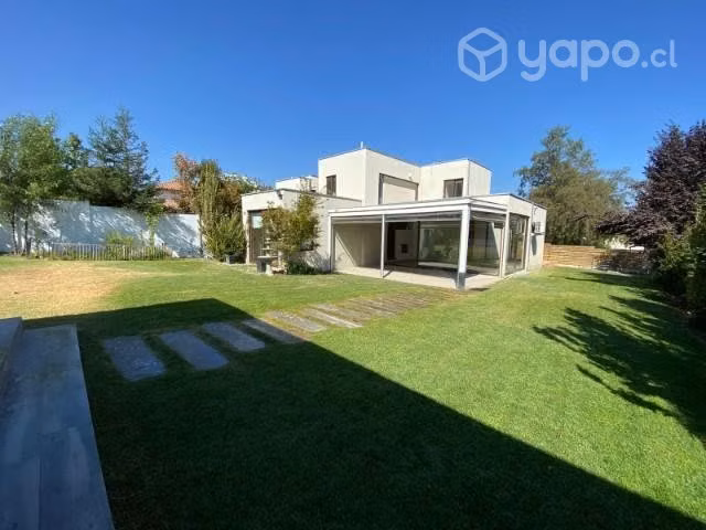 Hermosa Casa en Condominio El Sendero en Chicureo