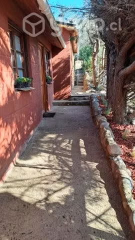 Hermosa cabaña 2D/2B en condominio rural
