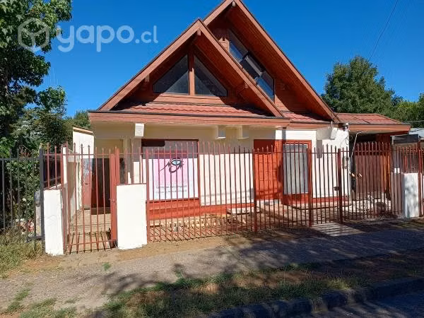 CASA A PASOS de AV. ALEMANIA
