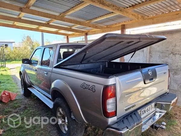 Nissan Terrano 4x4  2004