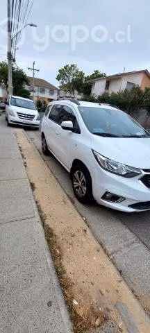 Auto Familiar CHEVROLET Spin 2020