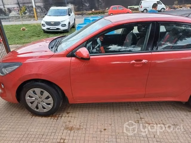 Auto kia rio 4 2019 unico dueño