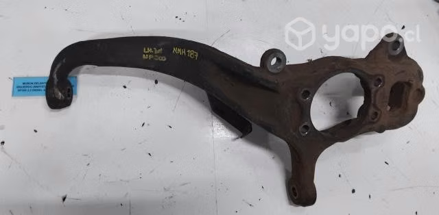 Muñón Delantero Izquierdo (NNH187) Nissan NP300 2