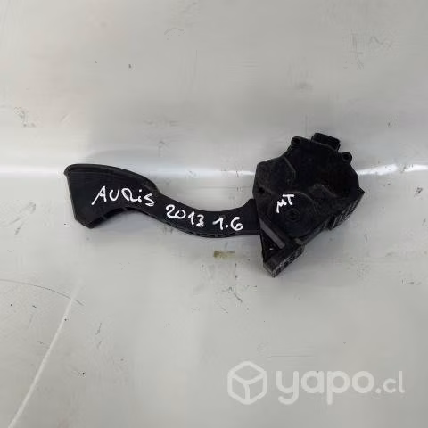 Pedal acelerador Toyota Auris 1.6 Mt 2013