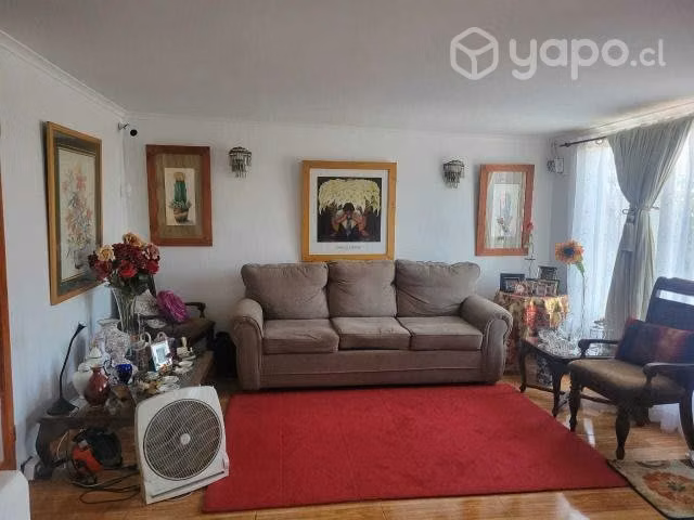 Casa entre las rejas y 5 de abril