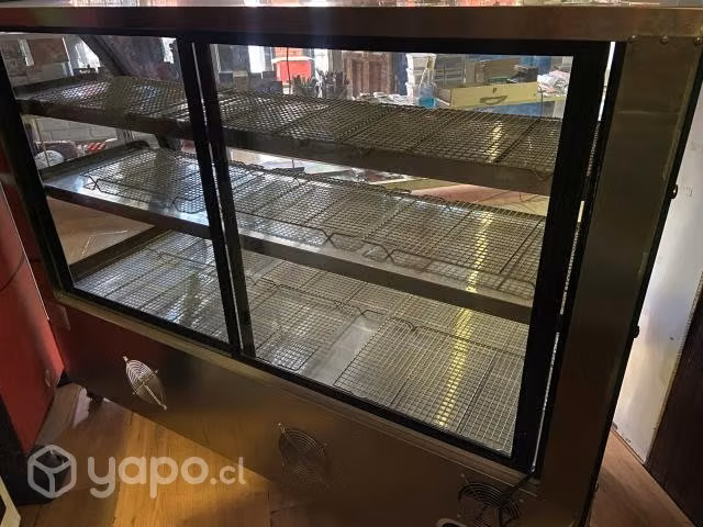 Vitrina refrigerada vidrio curvo 1.5 mt
