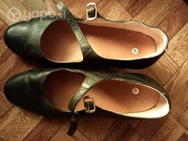 Zapato Cueca