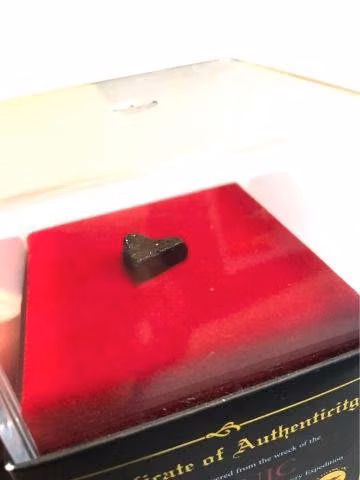 Pieza original de titanic con cert.de originalidad